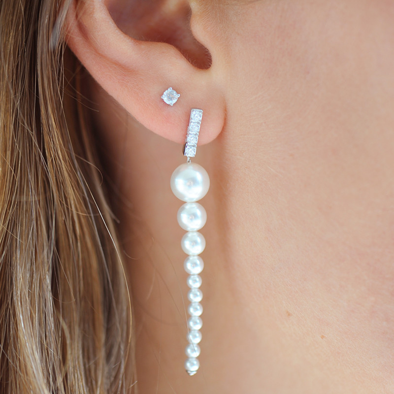 boucle-d-oreille-blanche-678uxj-1.jpg