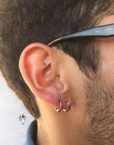 piercing-oreilles-homme-981vah-1.jpg